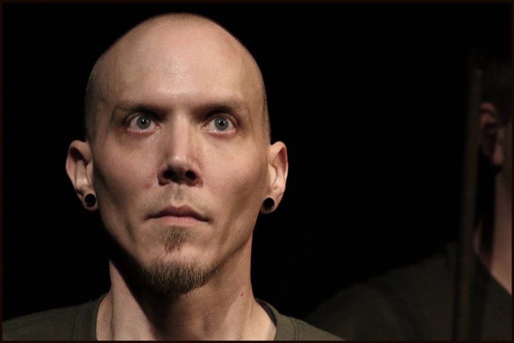 Jesse Mohr in Timon